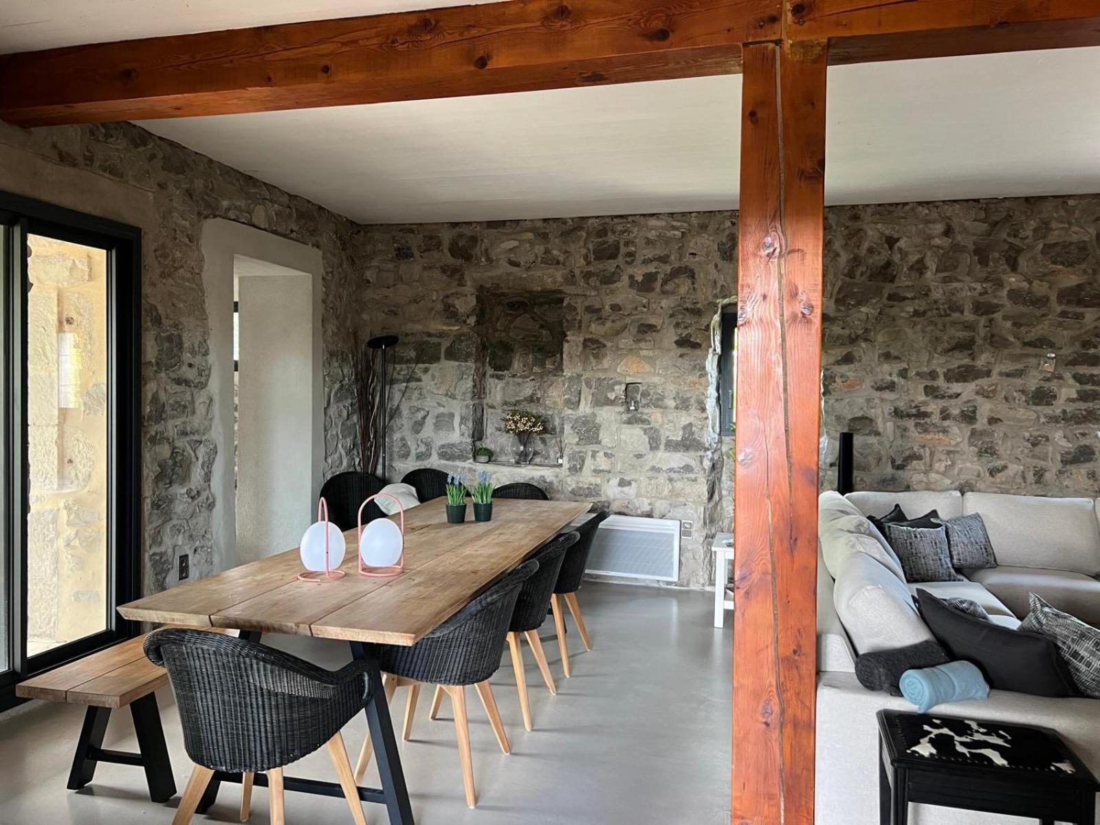 莱旺Luxurious Family House With Pool In Ardeche.别墅 外观 照片